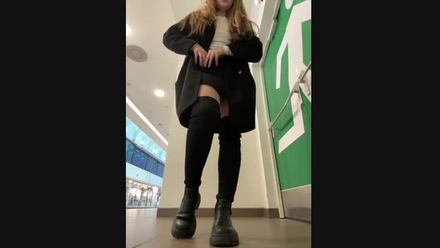 Holy_Tereza StripChat Female 14-01-2025