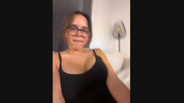 JuicyFruits93 StripChat Female 15-01-2025