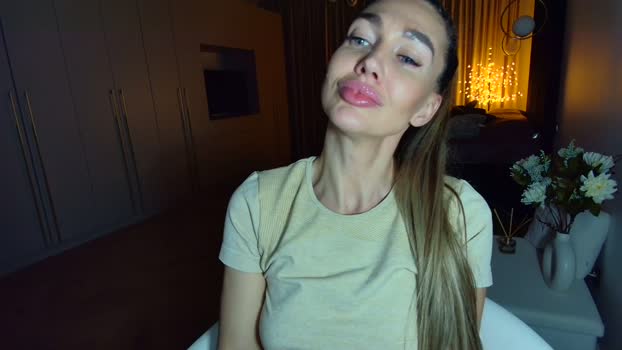 Mystery_C MyFreeCams Female 14-01-2025