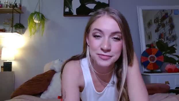 Em_babyxx MyFreeCams Female 15-01-2025