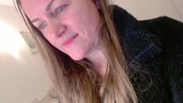 JustLily MyFreeCams Female 15-01-2025