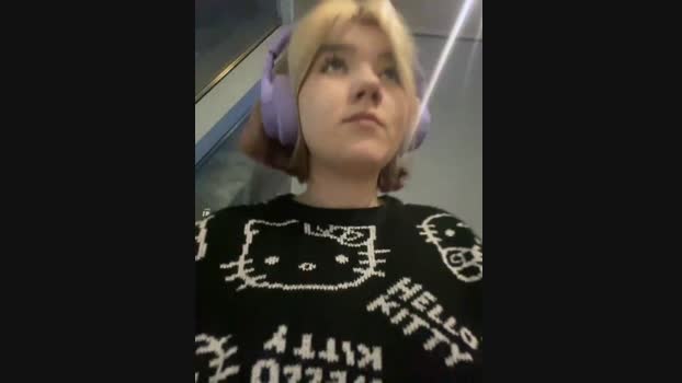 Baby__Naughty StripChat Female 17-01-2025
