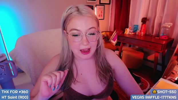 MollySnacks MyFreeCams Female 16-01-2025