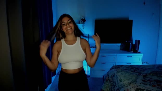 MylaBanks MyFreeCams Female 16-01-2025