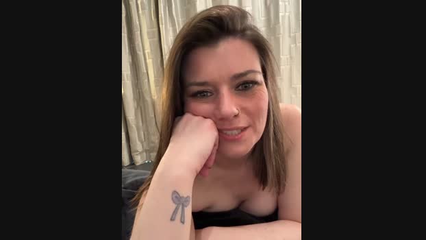 LadyLena1 StripChat Female 17-01-2025