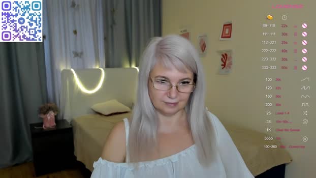 emma_pill StripChat Female 17-01-2025