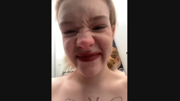 Honey___Hot StripChat Female 19-01-2025
