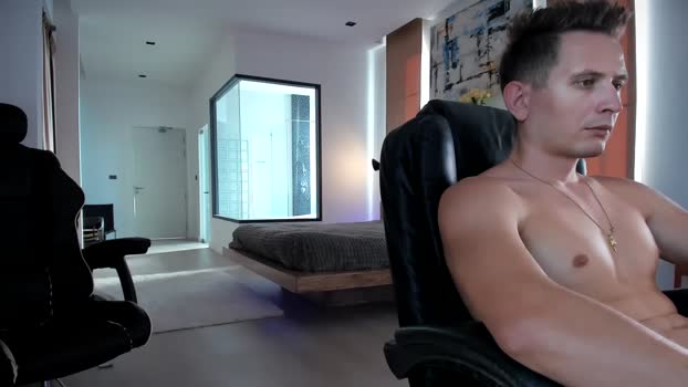 emmykrist Chaturbate Couple 19-01-2025