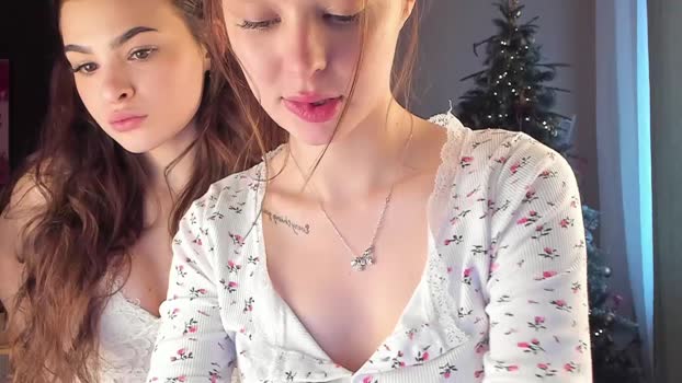 lovenpuff Chaturbate Female 19-01-2025