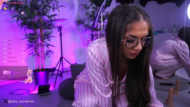 vanessasimon Chaturbate Female 19-01-2025