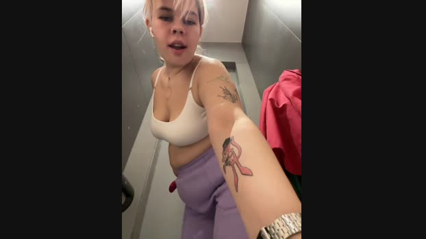 AliceMoore__ StripChat Female 20-01-2025
