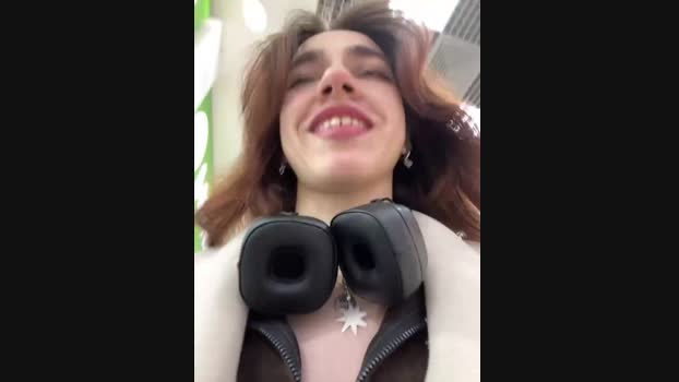 Lily__Belle StripChat Female 21-01-2025