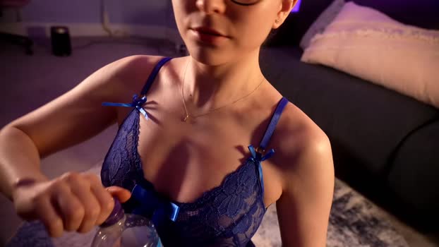 littlee33 Chaturbate Female 20-01-2025