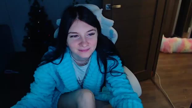 Nikki_Haze MyFreeCams Female 22-01-2025