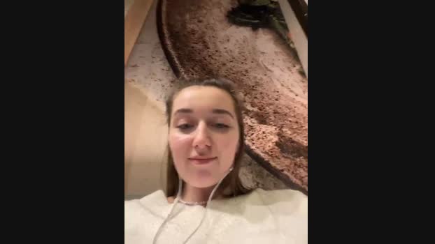 UnaMiuMiu StripChat Female 22-01-2025