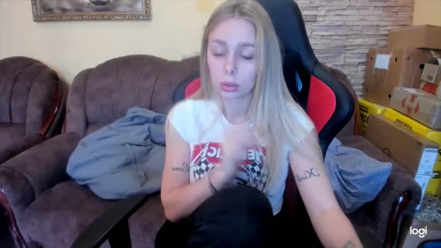 YouTubad MyFreeCams Female 22-01-2025