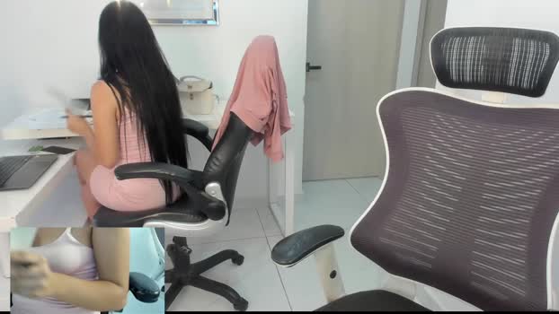 emillybrowm Chaturbate Couple 22-01-2025