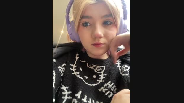 Baby__Naughty StripChat Female 23-01-2025