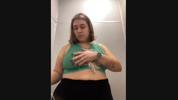 SuzieMurray StripChat Female 23-01-2025