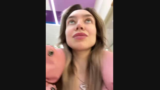 Miss_Elfie StripChat Female 26-01-2025