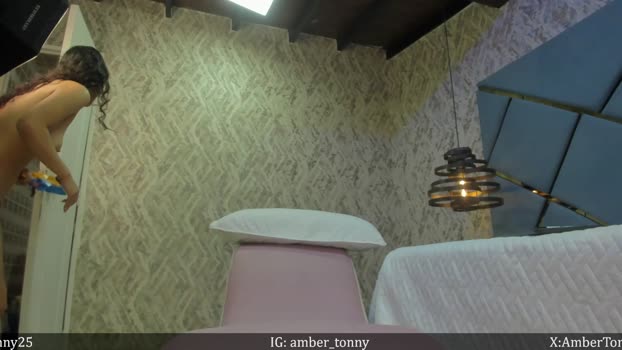amber_tonny25 StripChat Female 26-01-2025