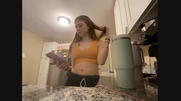 emilycoco StripChat Female 26-01-2025