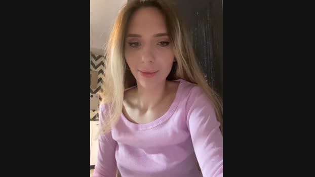 LiaraTesoni StripChat Female 27-01-2025