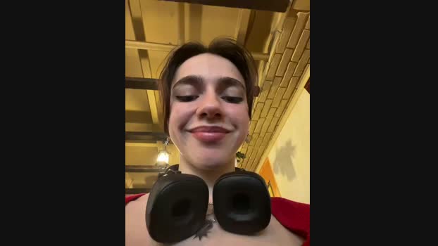 Lily__Belle StripChat Female 28-01-2025