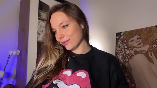 SabrinaGolden MyFreeCams Female 27-01-2025