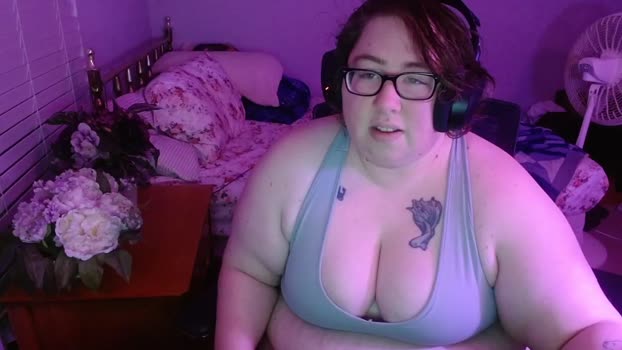 Vikypetitee MyFreeCams Female 27-01-2025