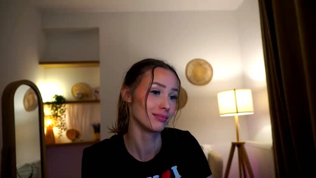 AmazingElena MyFreeCams Female 28-01-2025
