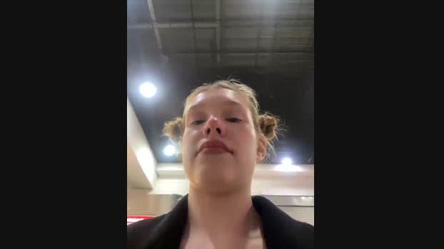Honey___Hot StripChat Female 28-01-2025