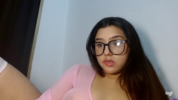 SlimSluttyVeronica StripChat Female 31-01-2025