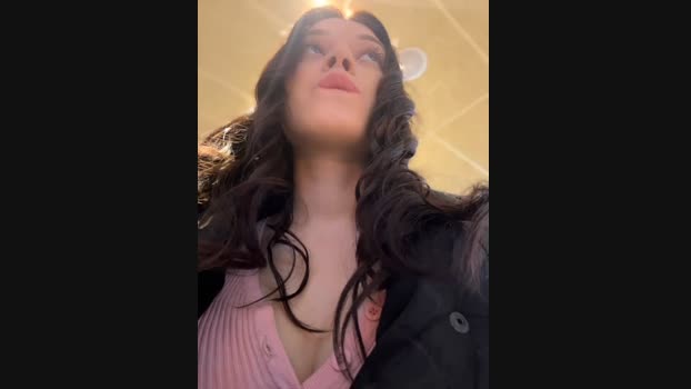 Times__Square StripChat Female 03-02-2025