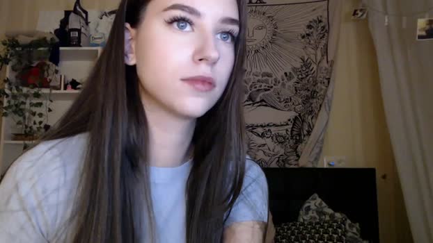 ElsieF_ MyFreeCams Female 04-02-2025