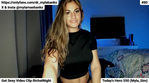 MylaBanks MyFreeCams Female 04-02-2025