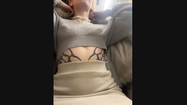 babydolll StripChat Female 04-02-2025