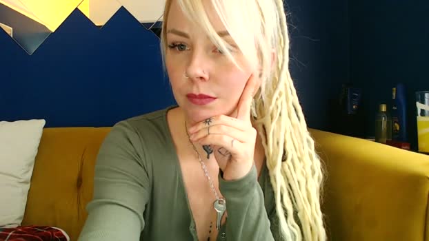 pixieDread MyFreeCams Female 05-02-2025