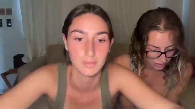Kikiii_xx MyFreeCams Female 05-02-2025