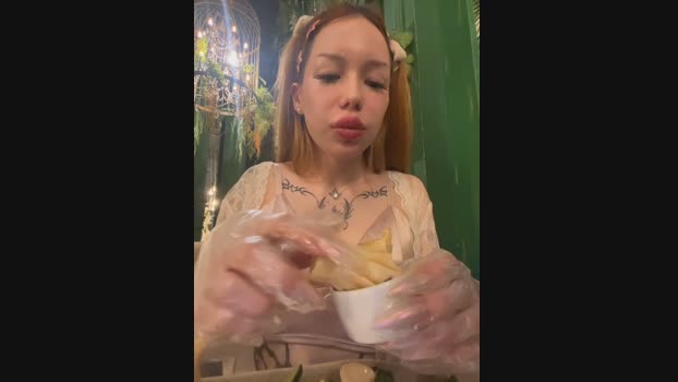 babydolll StripChat Female 06-02-2025