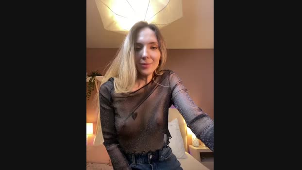 LiaraTesoni StripChat Female 06-02-2025