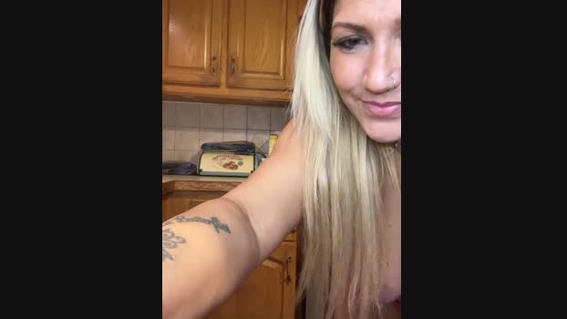 LittleMissEeve StripChat Female 06-02-2025