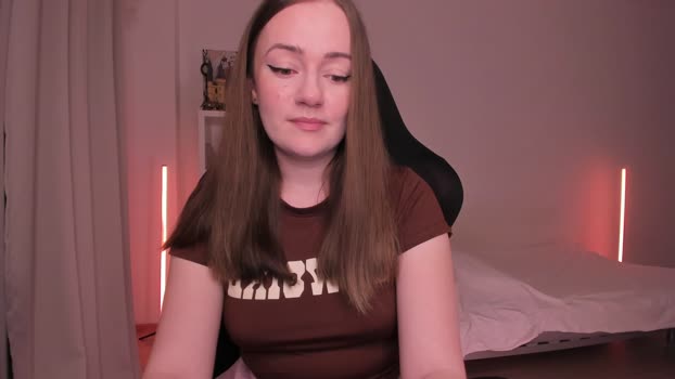 WalkingGirl StripChat Female 07-02-2025