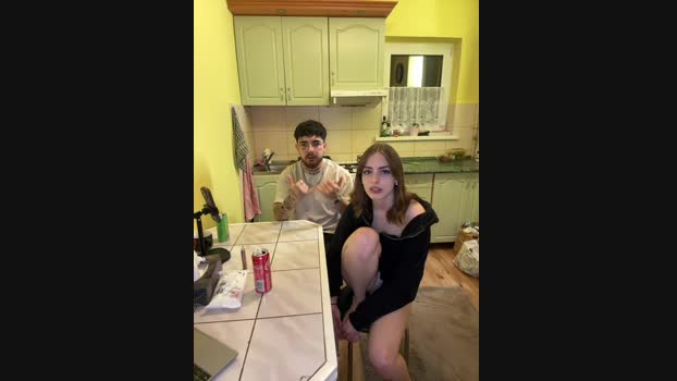MrAndMrsSavage StripChat Female 08-02-2025