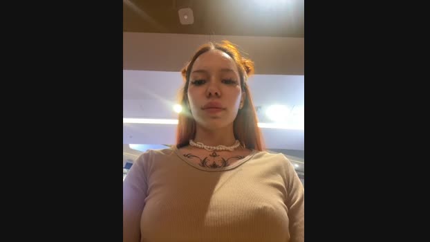 babydolll StripChat Female 10-02-2025