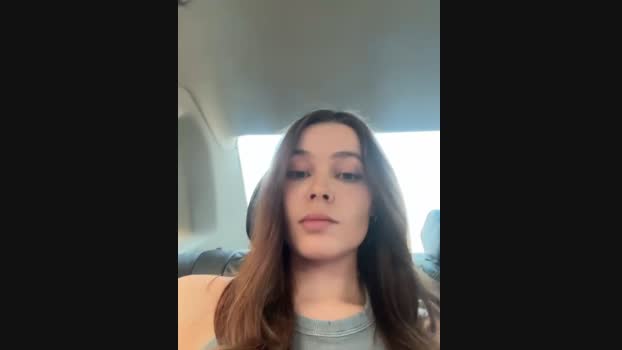 nicole111 StripChat Female 12-02-2025
