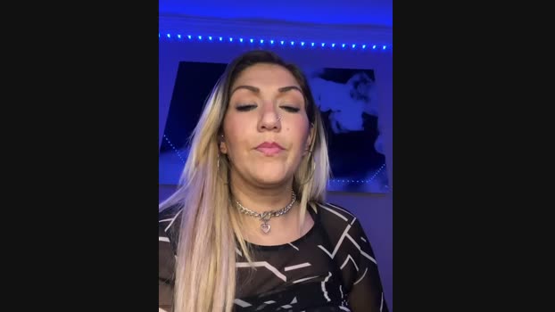 LittleMissEeve StripChat Female 12-02-2025