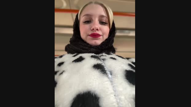 Milkyy_wway StripChat Female 13-02-2025