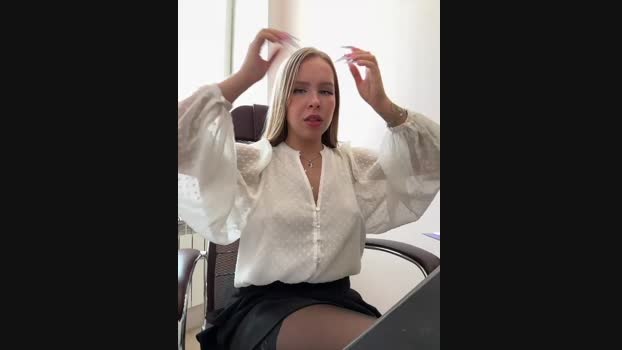 mur_girl StripChat Female 13-02-2025