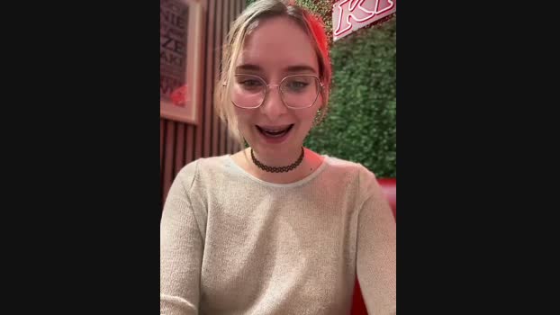 The_Snowwhitee StripChat Female 13-02-2025